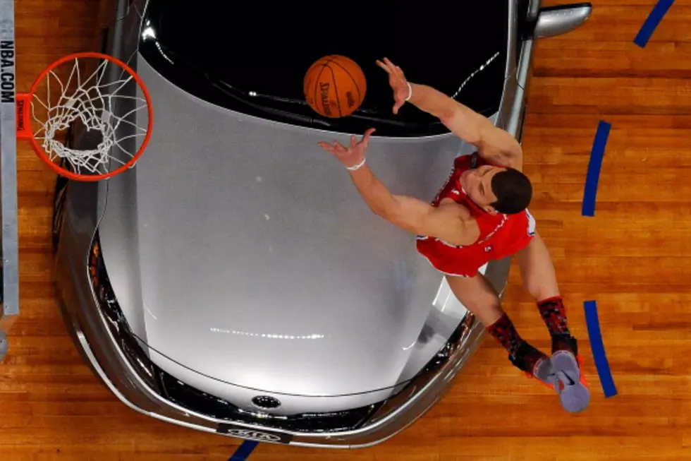 And 1 Dunker Puts Blake Griffin to Shame [VIDEO]