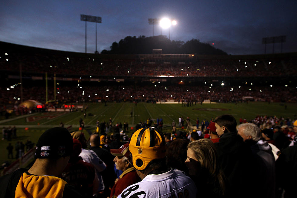 Despite The Power Outages The San Francisco 49ers Take Down The Pittsburgh Steelers 20-3 [VIDEO]