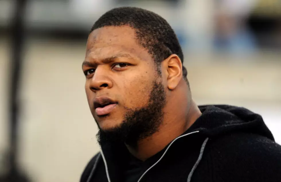 Ndamukong Suh Tight Lipped After Rejoining The Detroit Lions [VIDEO]