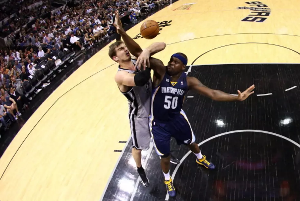 The San Antonio Spurs Take a 1-0 Lead in Best of 7 Series Against the Memphis Grizzlies