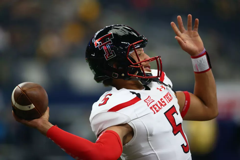 Patrick Mahomes Added to 5th Watch List for 2016 Season