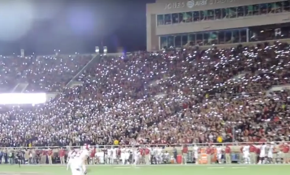 Thousands of Texas Tech Fans Flash OU as a Distraction [Video]