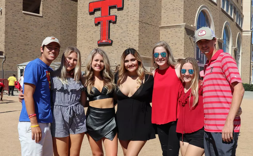 Texas Tech Fans Show Up and Get Down for Homecoming 2017 — Tailgating Pictures