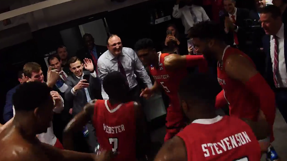 Texas Tech Players & Lubbock Fans Get Turnt Up After Sweet 16 Win