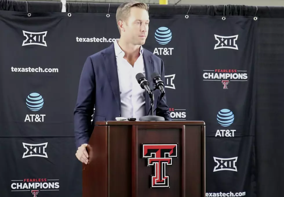 Despite Changes, Kliff Kingsbury Isn’t Worried About the Offense in 2018