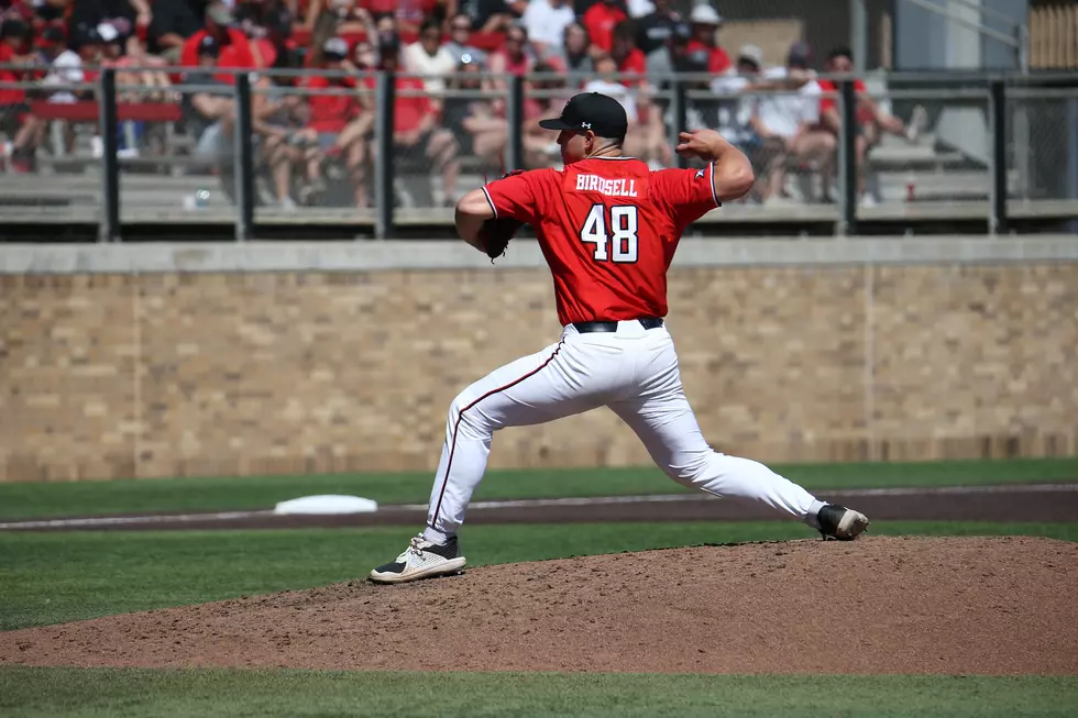 Texas Tech Pitcher Gets Weekly Award After Complete Game