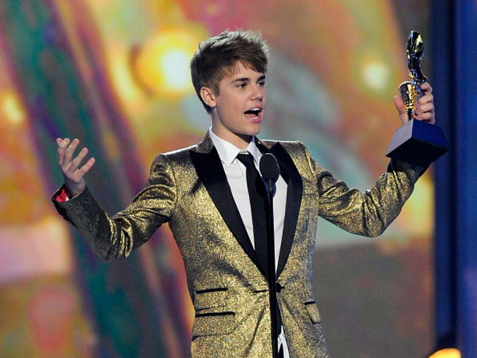 Fresh Off Billboard Award Wins, Justin Bieber Announces Launch of Perfume “Someday”[VIDEO]