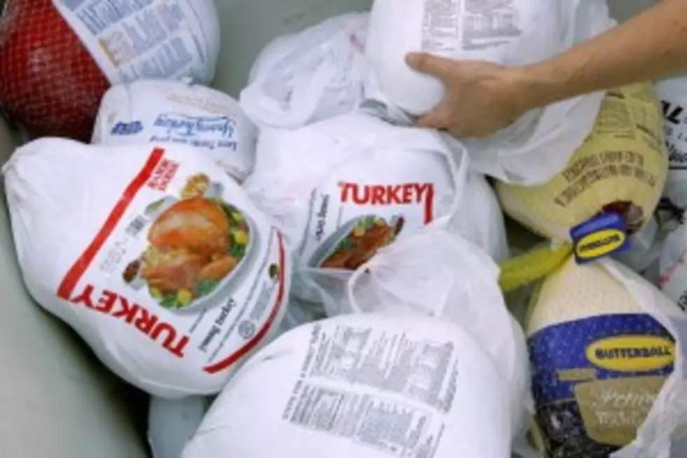 Kiss FM Teams Up With the High Plains Food Bank For A Big Turkey Drop!