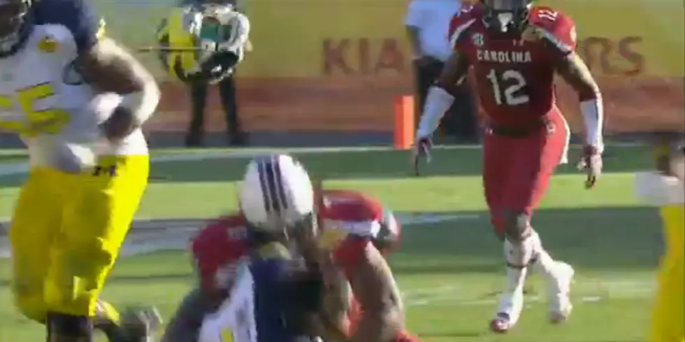 Jadeveon Clowney Delivers A Crushing Hit On Vincent Smith &#8211; [VIDEO]