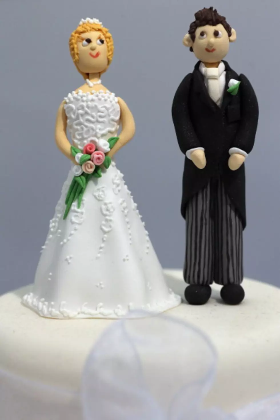 Keeping Your Maiden Name Vs. Taking Your Husband’s Name