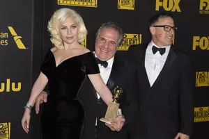 Gaga Goes Gaga on Golden Globes
