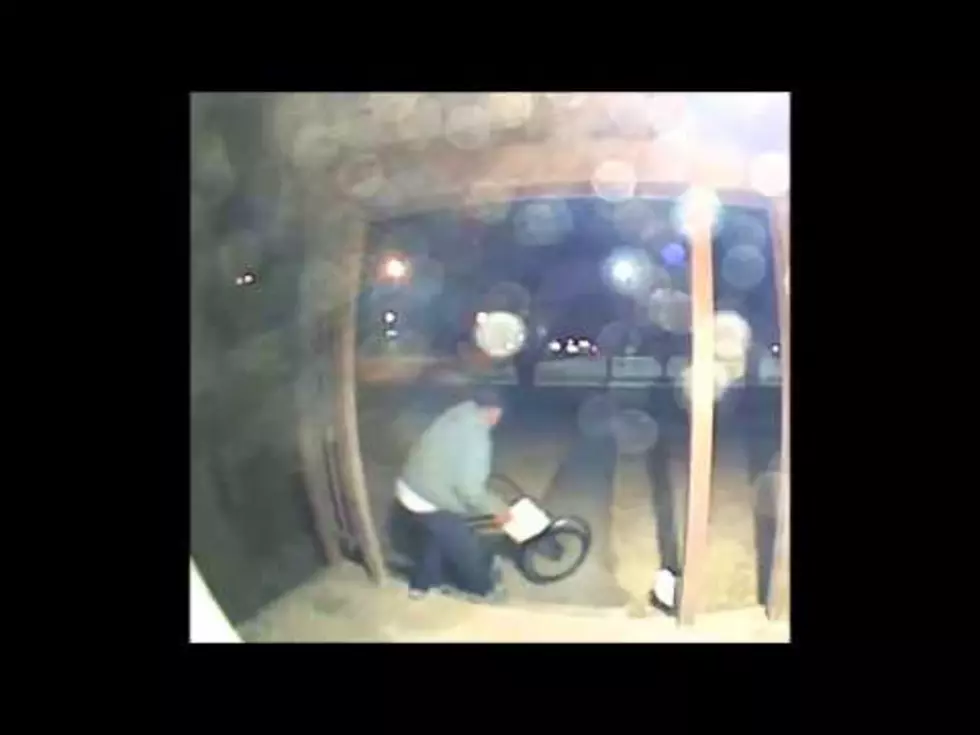 Package Thief Terrorized An Amarillo Porch [VIDEO]
