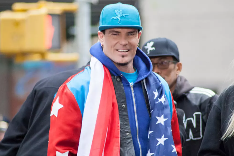 Vanilla Ice Flips Out on Employee And Passengers At Airport