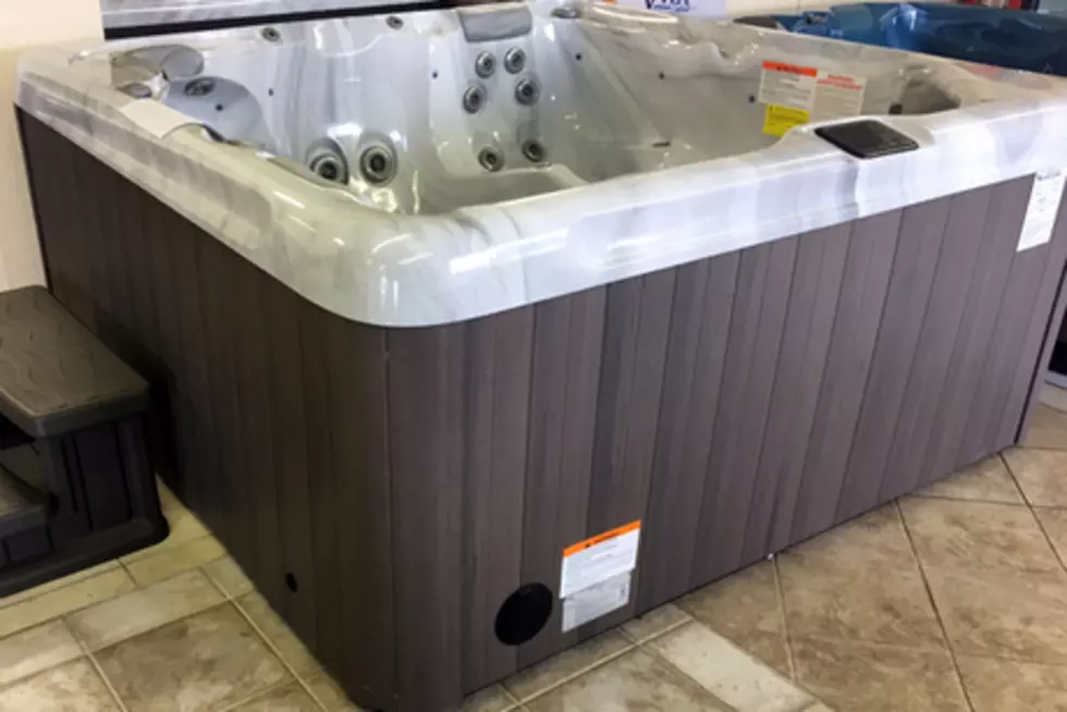Seize The Deal 60% off This Four Person Hot Tub