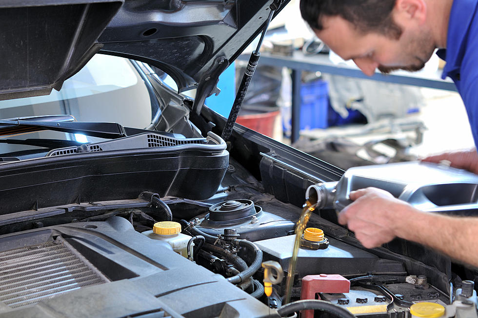 How Does A Social Distancing Oil Change Work?