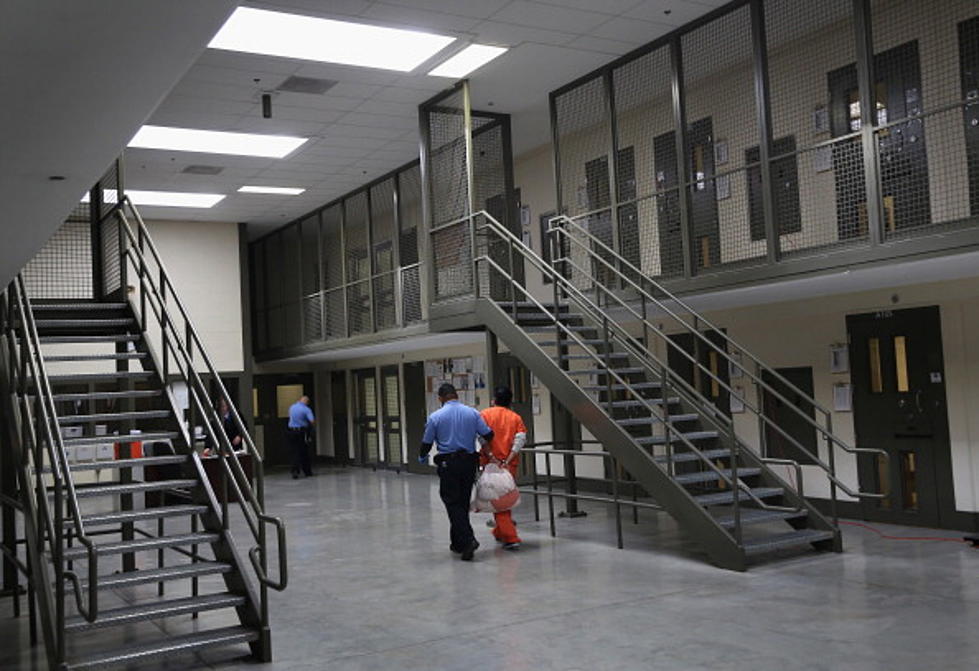 Texas Prison Officials Get Big Raise, Draw Critisim