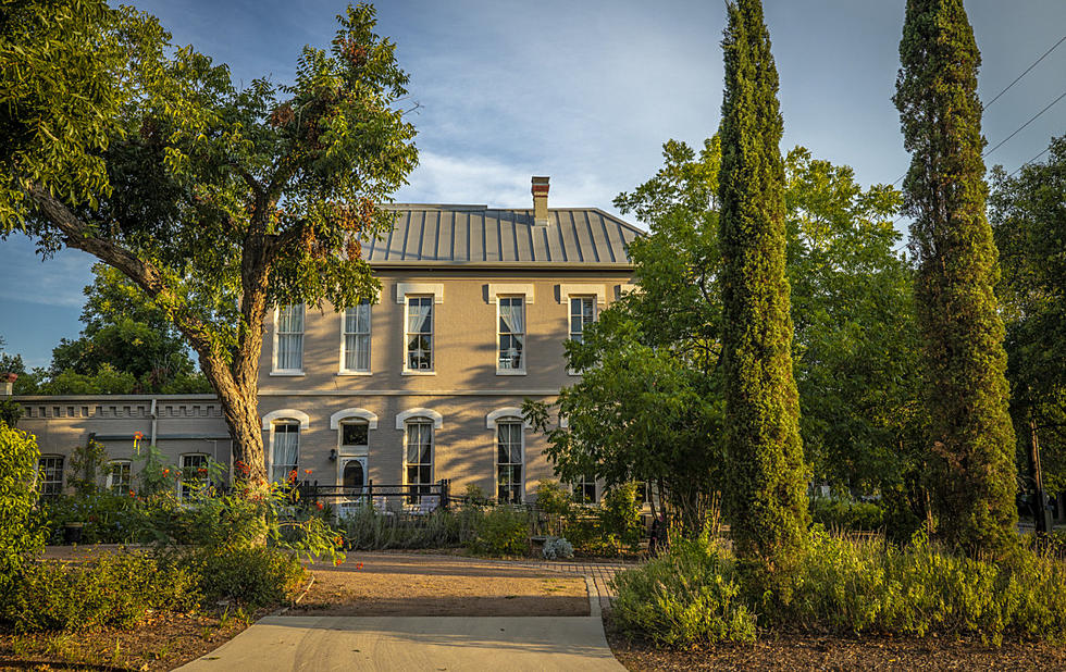 Photos: Tour Seguin’s Historic Sonka House Bed and Breakfast