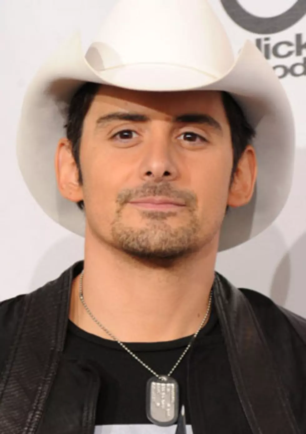 Brad Paisley Will Celebrate Christmas With Family, Toys and &#8216;Silent Night&#8217;