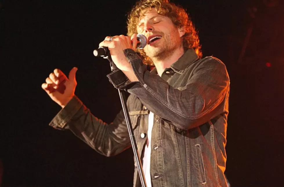 Dierks Bentley, &#8216;Am I the Only One&#8217; &#8211; Lyrics Uncovered
