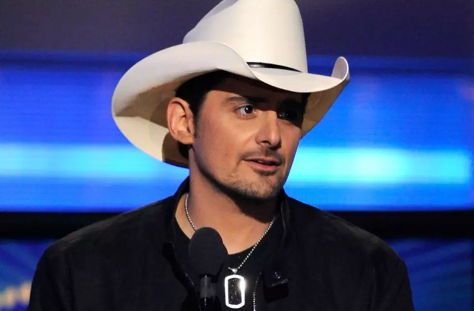 Brad Paisley Repeats as ACM&#8217;s Top Male Vocalist This Year