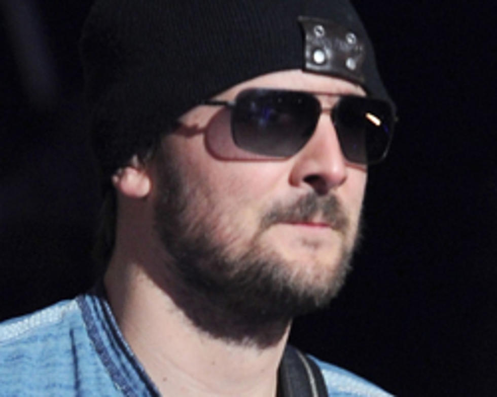 Eric Church Sports Sunglasses to Perform ‘Smoke a Little Smoke’ at the 2011 ACMs