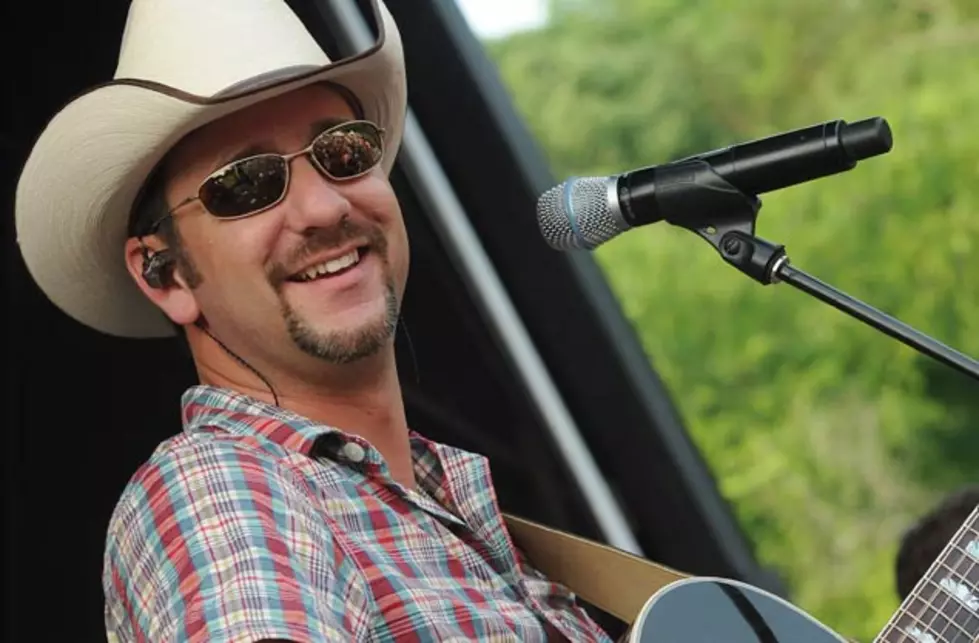 Craig Campbell Readies Fun Video for New Single &#8216;Fish&#8217;