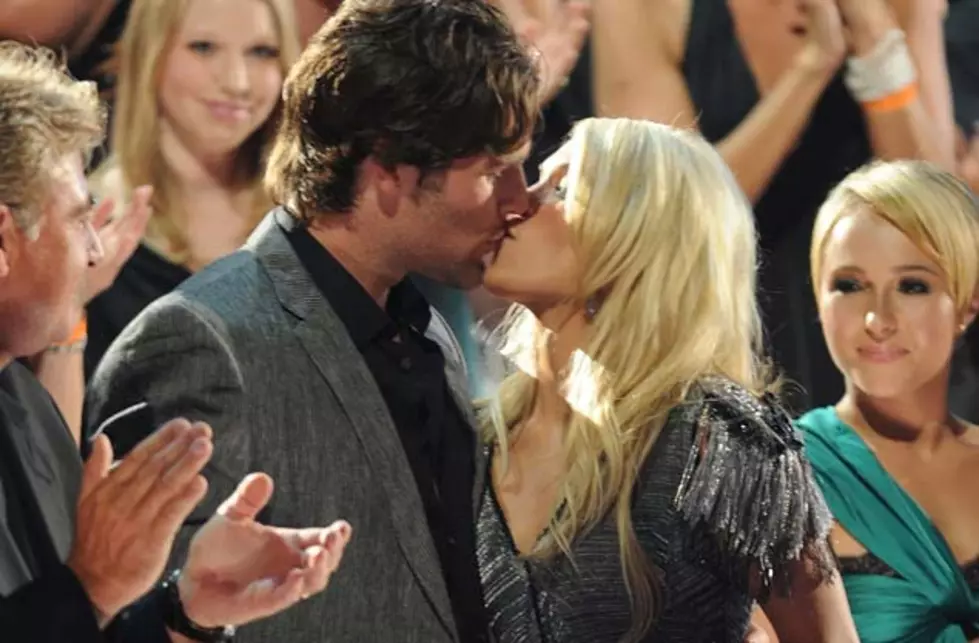 Carrie Underwood and Mike Fisher Celebrate One-Year Wedding Anniversary