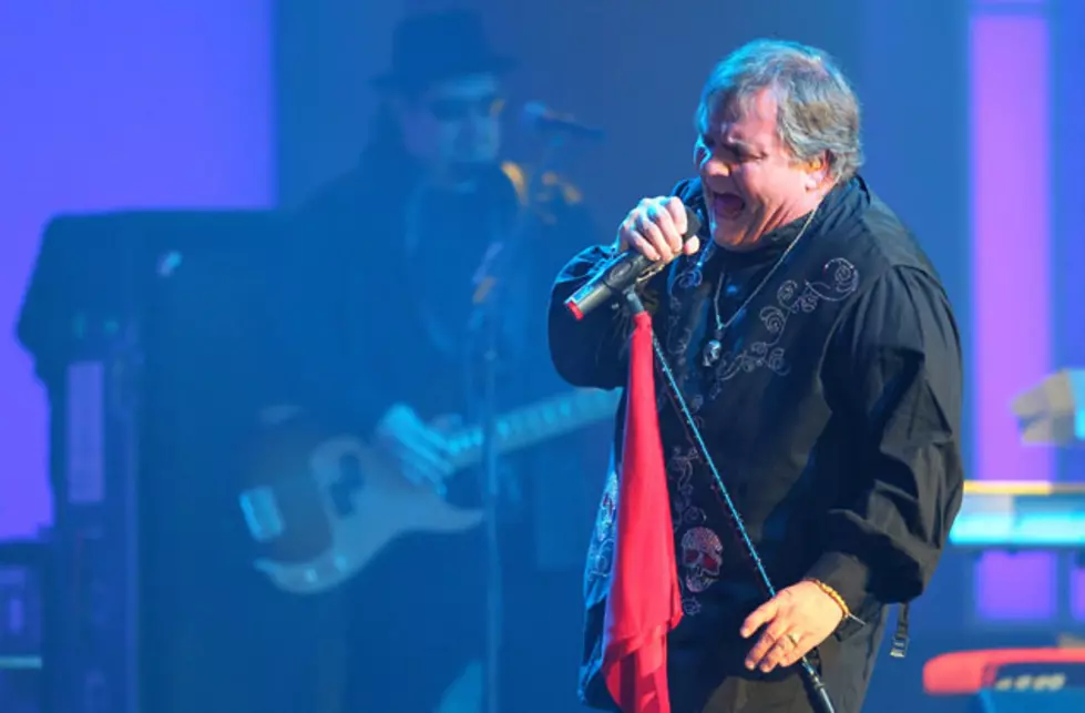 Meatloaf Taps Garth Brooks and Reba McEntire for Christmas Album