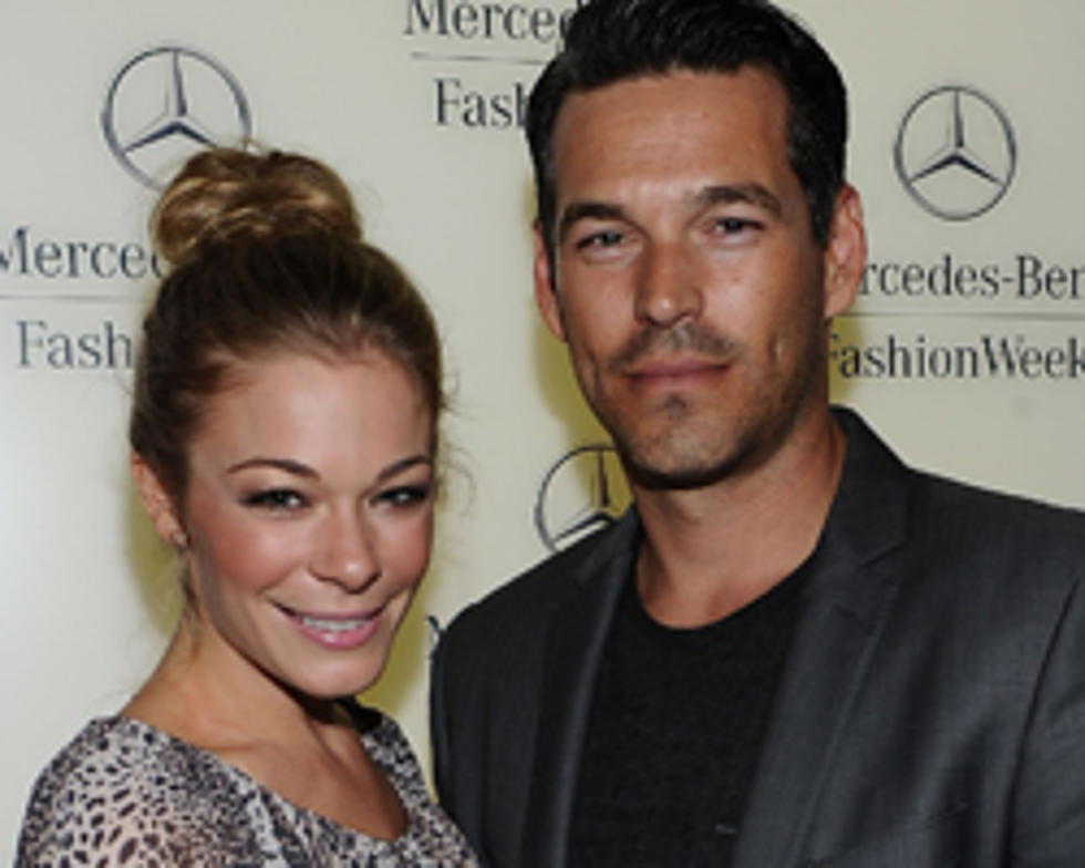 LeAnn Rimes Is ‘In a Really Good Place’ as a Wife and ‘Bonus Mom’