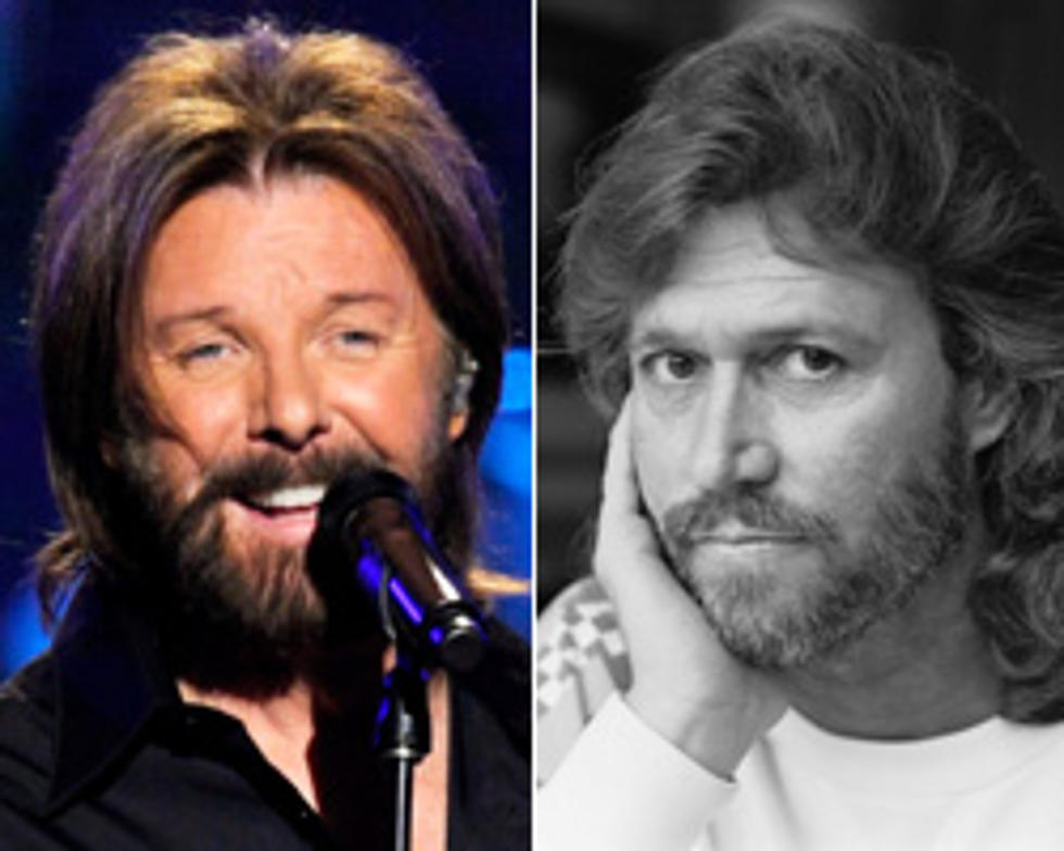 Ronnie Dunn Mistaken for Member of the Bee Gees