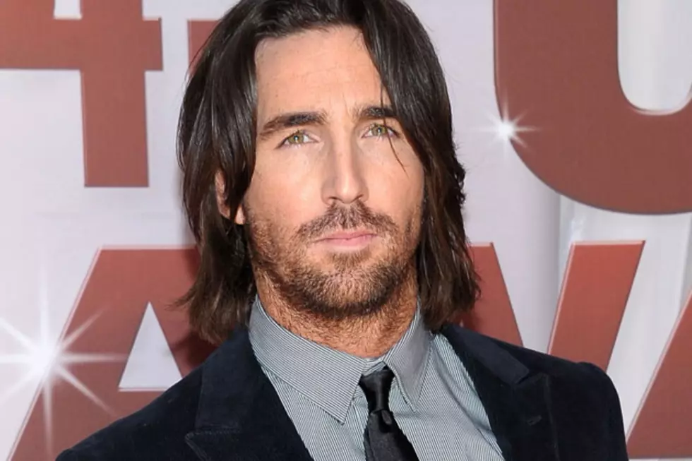 Jake Owen Sings the Blues in Steamy New &#8216;Alone With You&#8217; Video