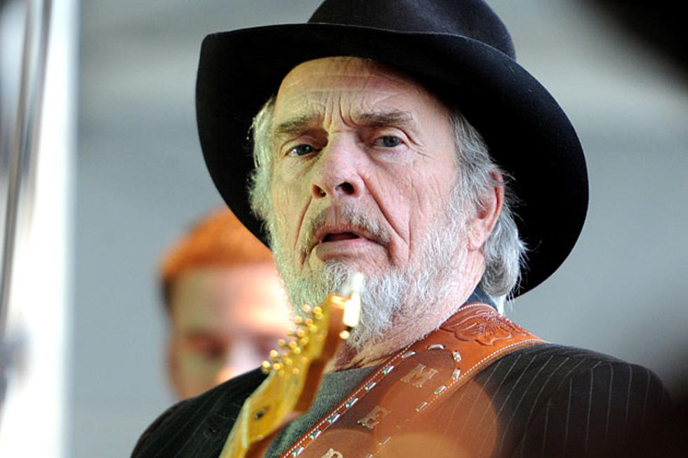 Merle Haggard &#8216;Back on the Bus&#8217; After Battle With Pneumonia