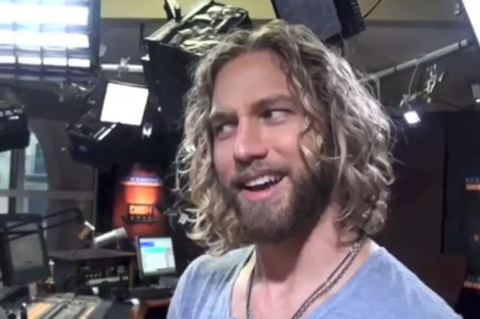 Casey James Spills on Yanking His Mom’s Shoulder Out of Socket at a Show