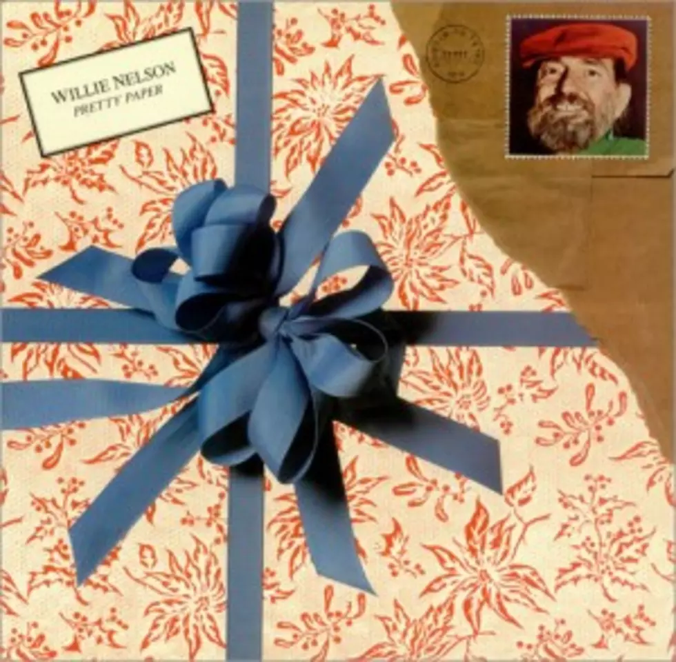 No. 15: Willie Nelson, &#8216;Pretty Paper&#8217; &#8211; Top 50 Country Christmas Songs