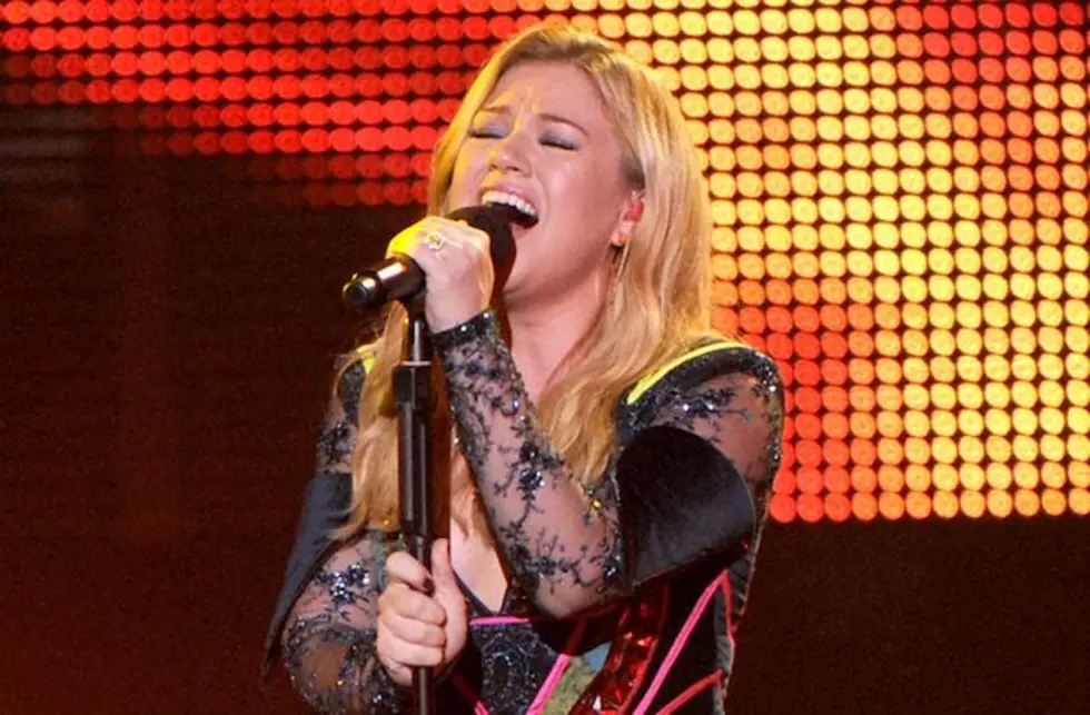 Kelly Clarkson Name-Checks Reba McEntire, Elvis + More in New Song ‘Ain’t Gonna Like This’