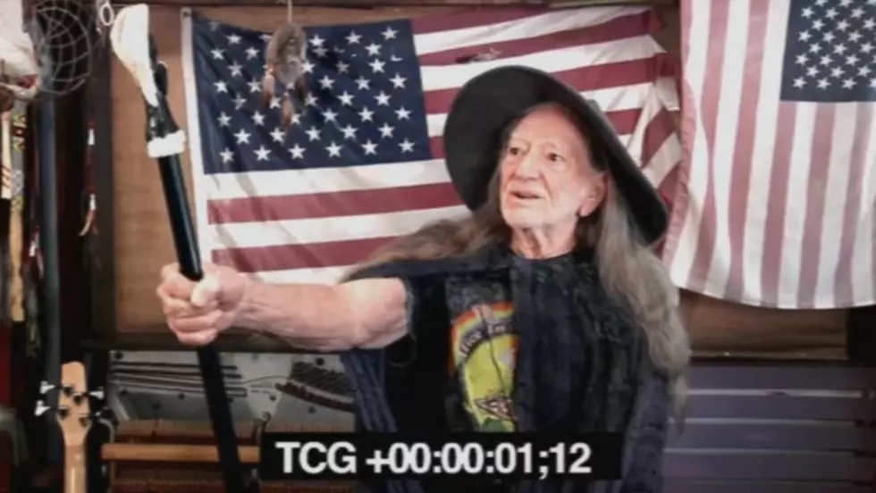 Willie Nelson Auditions for ‘The Hobbit 2′ in Hilarious Clip