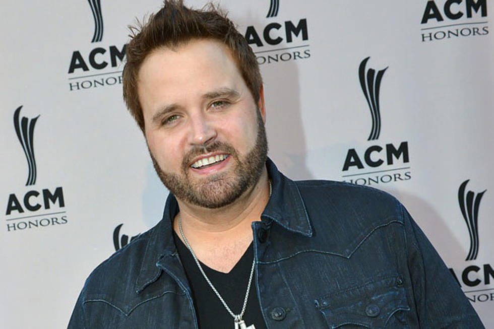 Win a Randy Houser ‘Runnin’ Outta Moonlight’ Tailgating Prize Pack