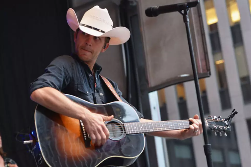 Justin Moore Revealed: Singer&#8217;s Family, Hometown Help Him Live &#8216;Off the Beaten Path&#8217;