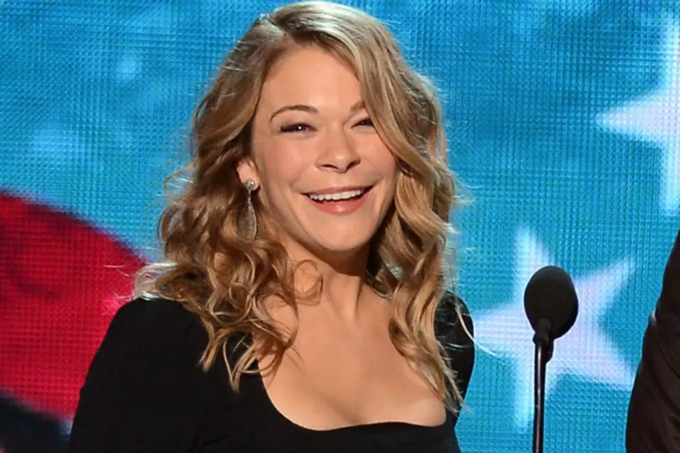 LeAnn Rimes Pays a Visit to the Emergency Room in Ireland