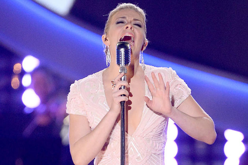 LeAnn Rimes Gives Emotional Tribute to Patsy Cline During 2013 ACAs