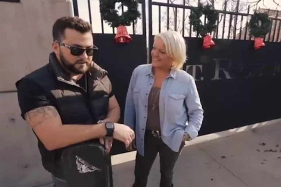 Tyler Farr Gives Tour of Favorite Music City Hangouts