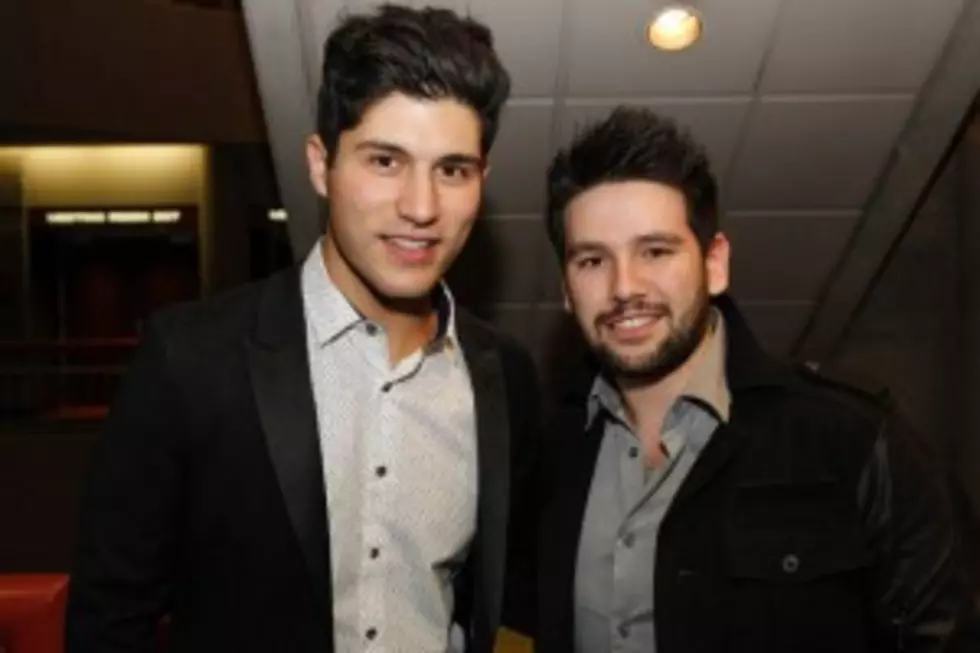 Country Throwback This Week Is A Christmas Classic Performed By Dan + Shay [VIDEO]