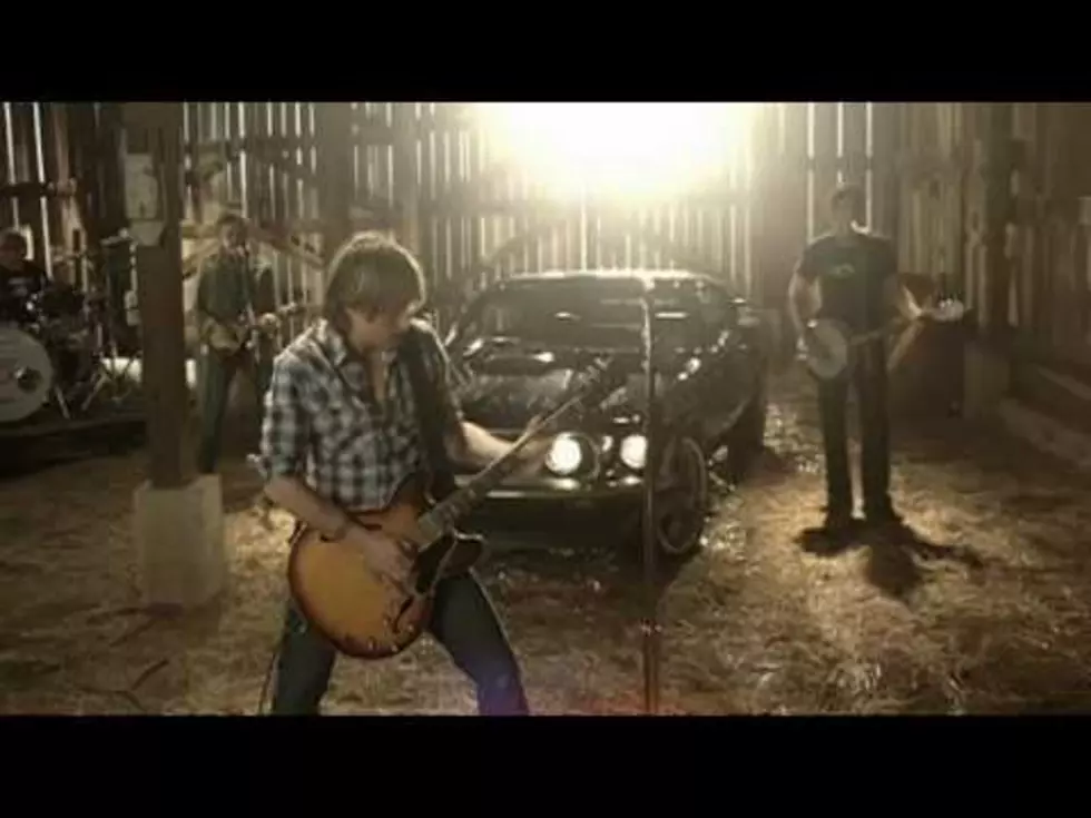It&#8217;s Keith Urban&#8217;s &#8216;Sweet Thing&#8217; Video!