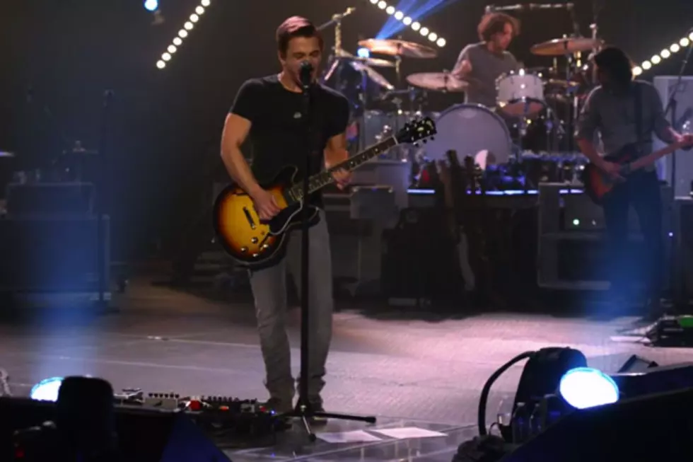 Hunter Hayes Flexes Muscles on ‘You Think You Know Somebody’