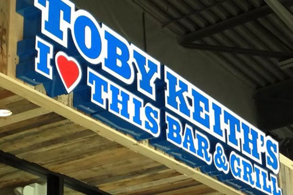 Warrant Claims Toby Keith’s I Love This Bar &#038; Grill Restaurant Owes $189K in Taxes