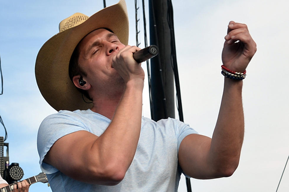 Dustin Lynch Has No Problem Slipping Into Someone Else&#8217;s Boots