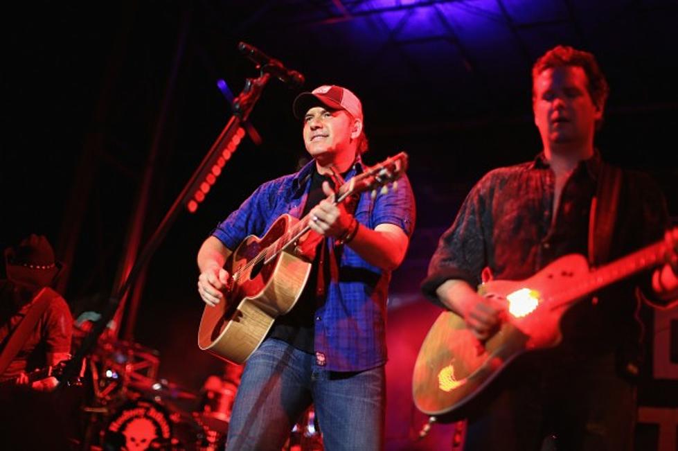 Rodney Atkins Hosts Fourth Annual Music City Gives Back Concert