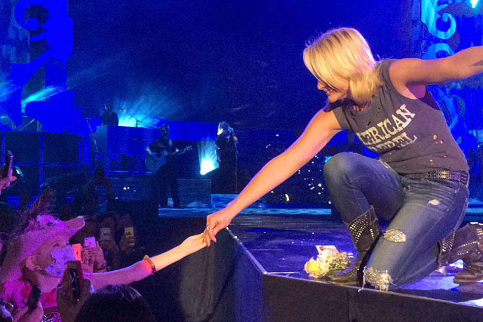 Miranda Lambert Cries While Singing to 7-Year-Old Fan With Cancer [Watch]