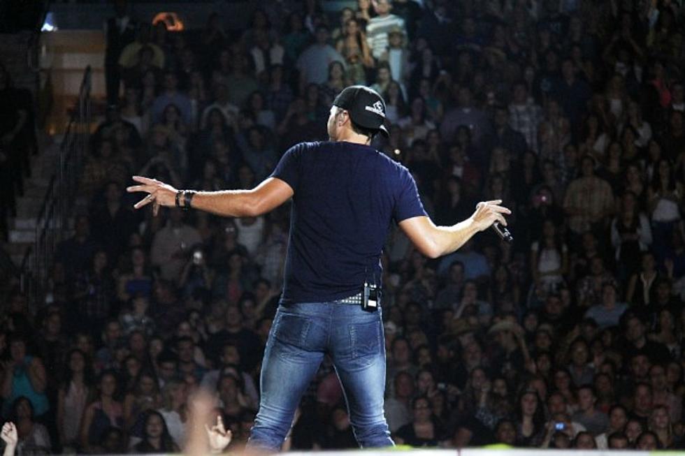 Taming the Sexy Beast: Luke Bryan Plans to Tone Down His Booty Shakin&#8217; in the Future