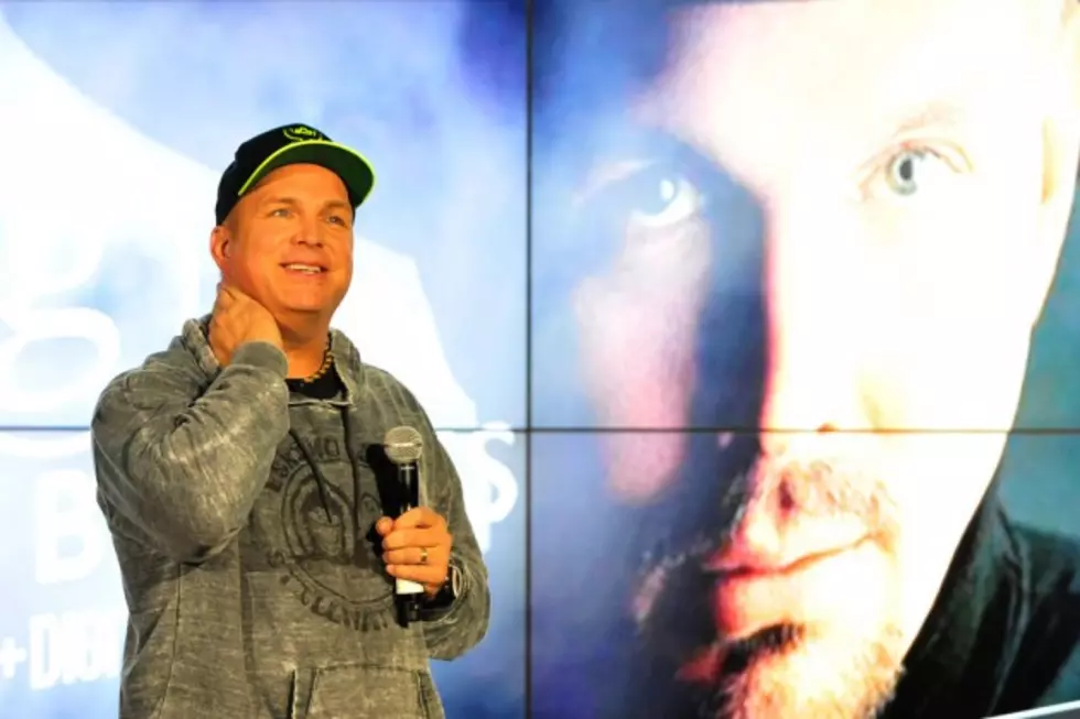 5 Things We Learned From Garth Brooks’ ‘Man Against Machine’ Listening Party